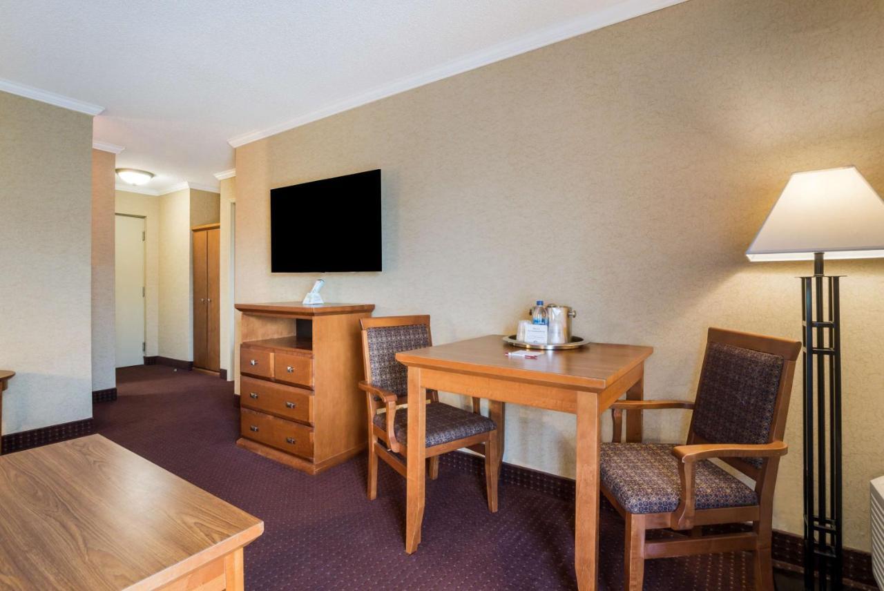 Best Western Plus Norwester Hotel & Conference Centre Thunder Bay Eksteriør billede